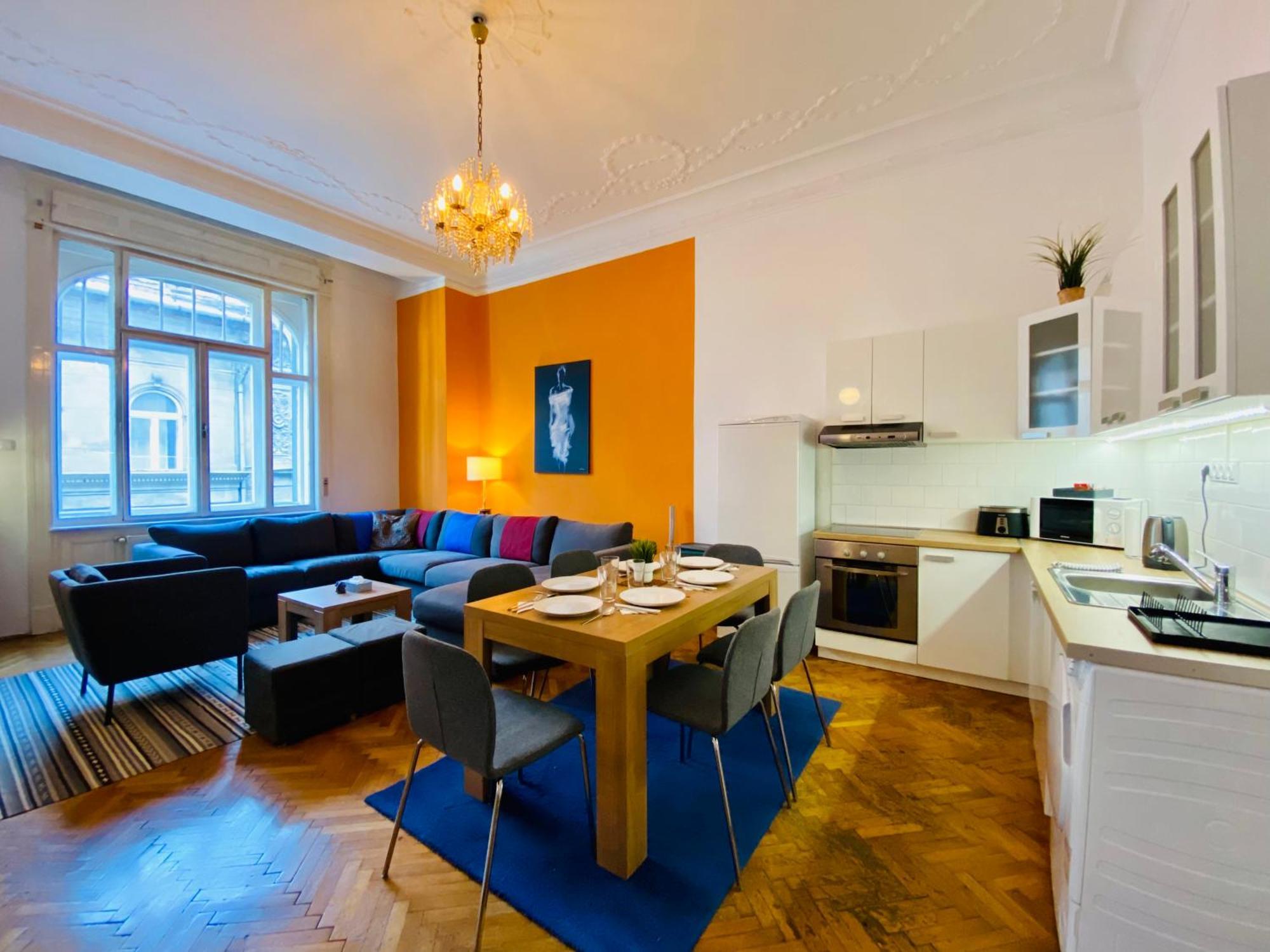 Huge Family Friendly 2br Downtown - Deco House Apartment Budapest