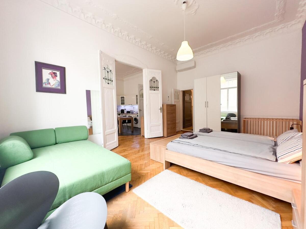 Appartement Huge Family Friendly 2br Downtown - Deco House Boedapest