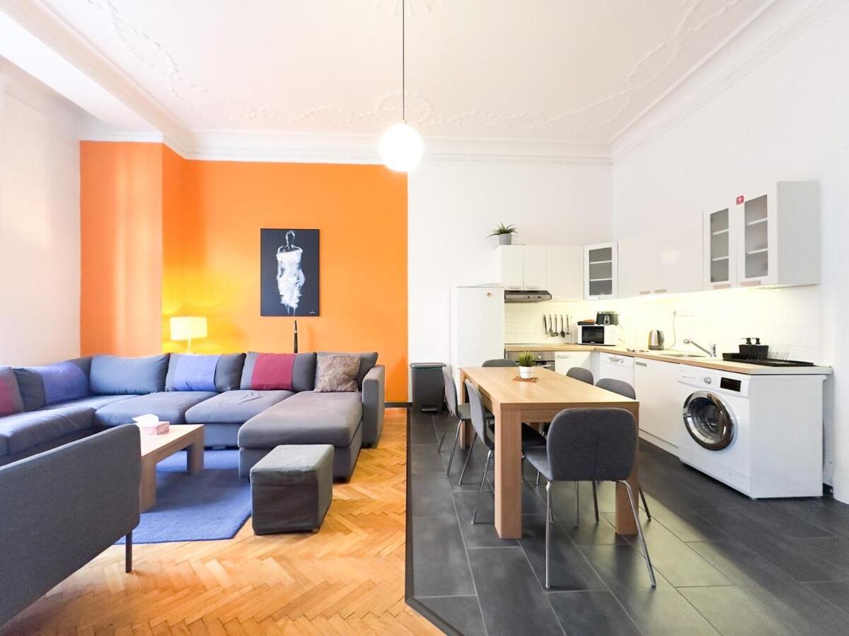 Huge Family Friendly 2br Downtown - Deco House Appartement Boedapest