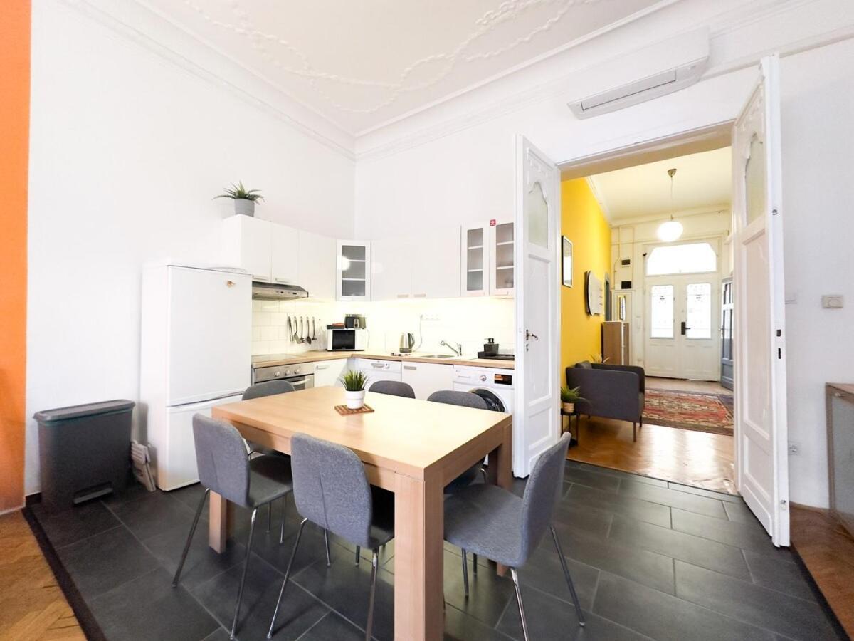 Apartmán Huge Family Friendly 2br Downtown - Deco House Budapešť